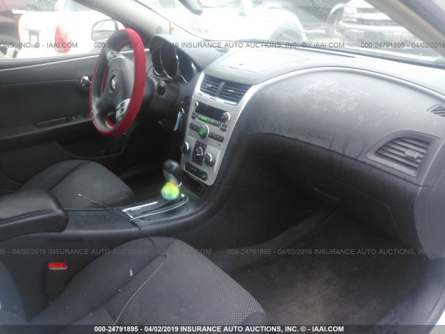 1G1ZH57B794268594 - 2009 CHEVROLET MALIBU 1LT WHITE photo 5