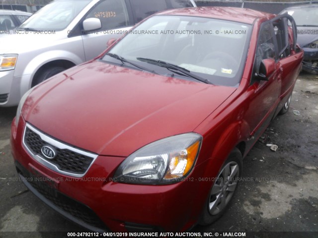 KNADH4A30B6955095 - 2011 KIA RIO LX/SX RED photo 2