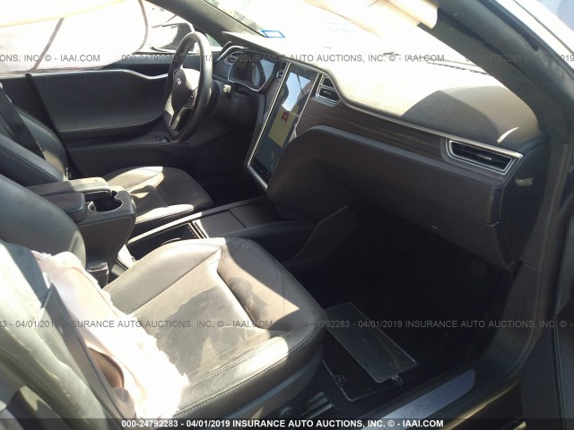 5YJSA1E20FF112023 - 2015 TESLA MODEL S GRAY photo 5