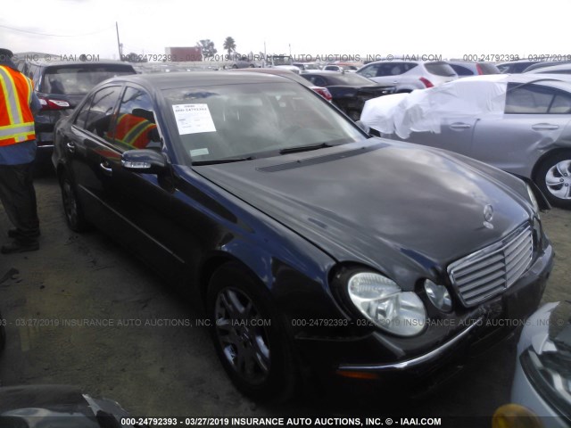 WDBUF65J54A600970 - 2004 MERCEDES-BENZ E 320 BLACK photo 1