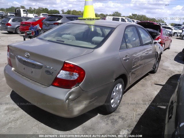 JTDBE32K130242553 - 2003 TOYOTA CAMRY LE/XLE Қоңыр фото 4