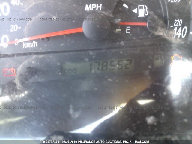 JTDBE32K130242553 - 2003 TOYOTA CAMRY LE/XLE Қоңыр фото 7