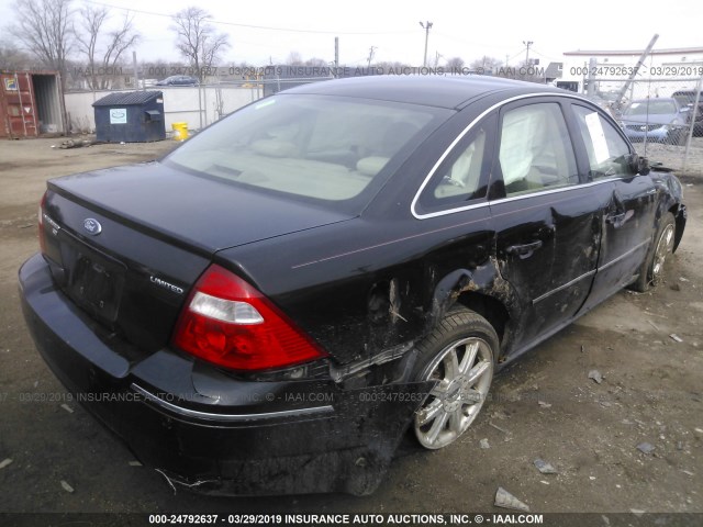 1FAHP28106G100452 - 2006 FORD FIVE HUNDRED LIMITED BLACK photo 4