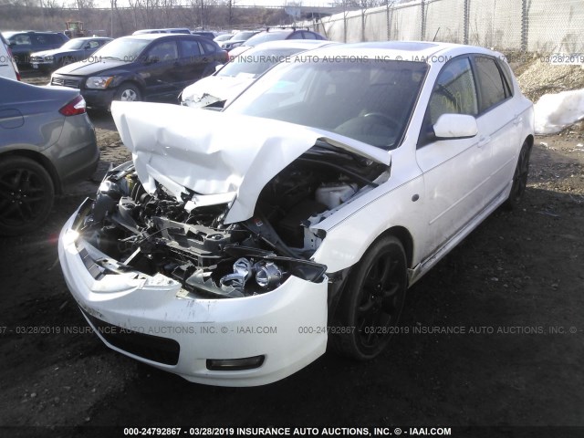 JM1BK343481150286 - 2008 MAZDA 3 HATCHBACK WHITE photo 2