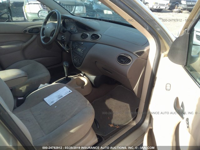 1FAFP34P21W382955 - 2001 FORD FOCUS SE/SE COMFORT TAN photo 5