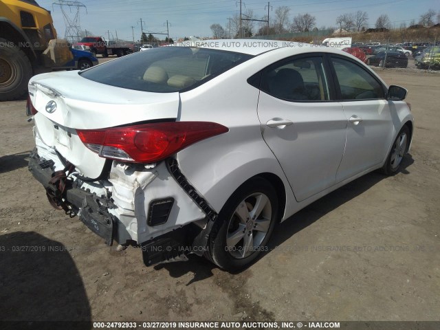 5NPDH4AE1DH421746 - 2013 HYUNDAI ELANTRA GLS/LIMITED WHITE photo 4