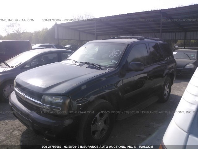 1GNDT13S352171856 - 2005 CHEVROLET TRAILBLAZER LS/LT BLACK photo 2