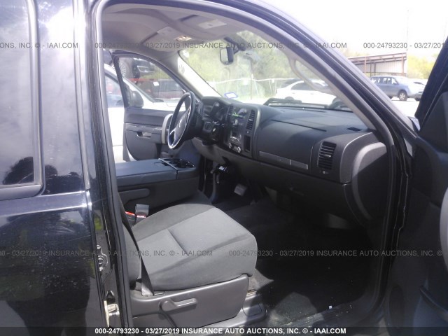 3GTRCVE07AG155033 - 2010 GMC SIERRA C1500 SLE BLACK photo 5