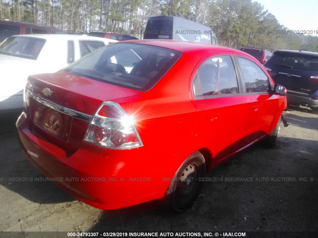 KL1TD56E39B358235 - 2009 CHEVROLET AVEO LS/LT RED photo 4