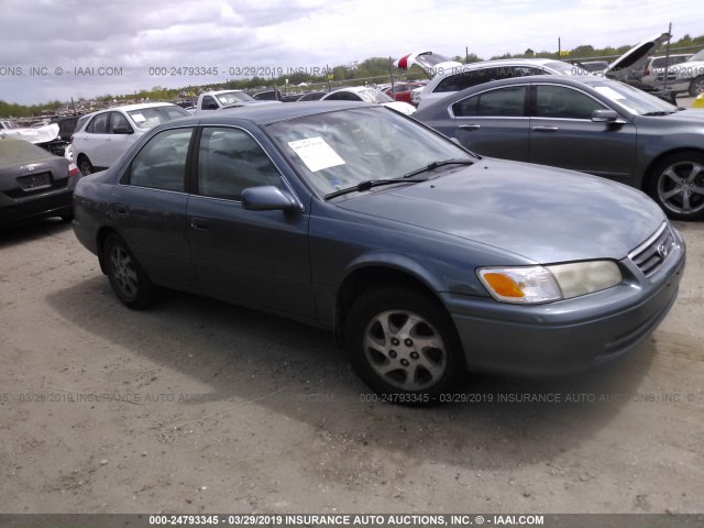 4T1BF28K7YU953765 - 2000 TOYOTA CAMRY LE/XLE 蓝色 照片 1