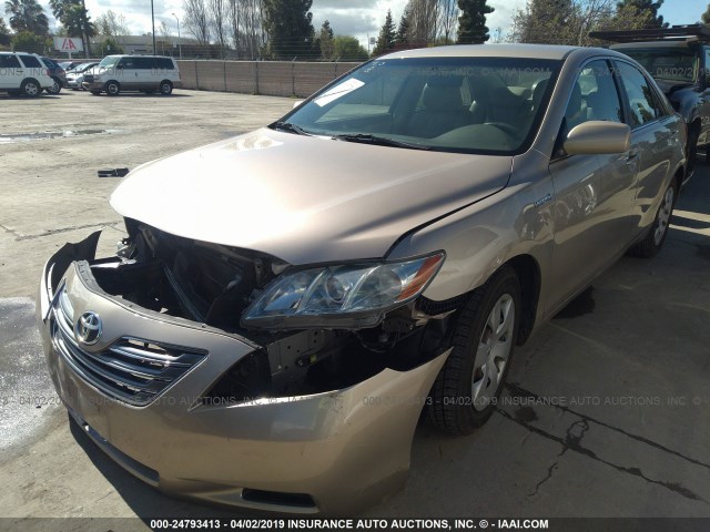 4T1BB46K08U044857 - 2008 TOYOTA CAMRY HYBRID GOLD photo 2