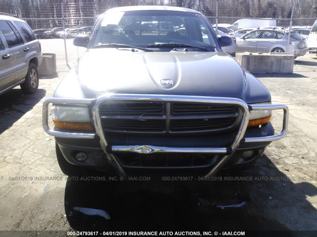 1B7GG32N62S634599 - 2002 DODGE DAKOTA SPORT/RT GRAY photo 6