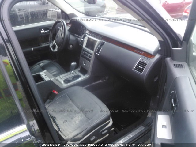 2FMGK5DCXABB29398 - 2010 FORD FLEX LIMITED BLACK photo 5