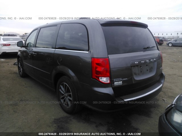 2C4RDGCG1HR845793 - 2017 DODGE GRAND CARAVAN SXT GRAY photo 3