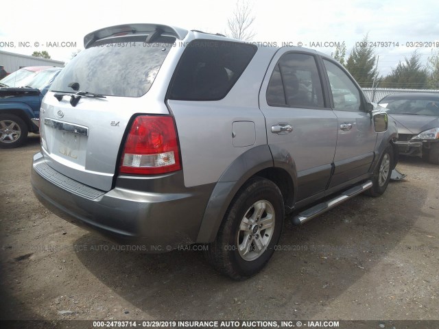 KNDJC733945312305 - 2004 KIA SORENTO EX/LX SILVER photo 4