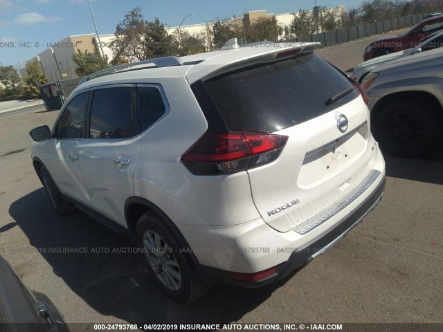 KNMAT2MV0JP554547 - 2018 NISSAN ROGUE S/SV WHITE photo 3