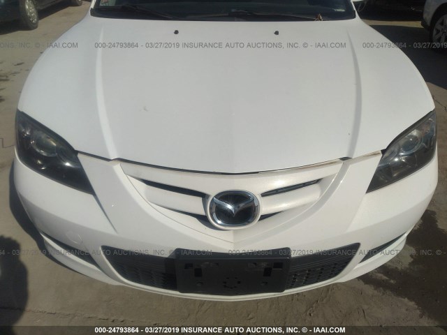 JM1BK323881868393 - 2008 MAZDA 3 S WHITE photo 6