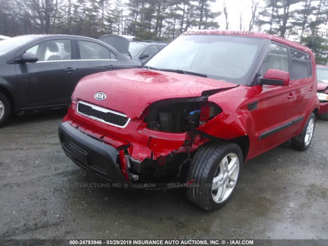 KNDJT2A23B7256294 - 2011 KIA SOUL +/!/SPORT RED photo 6