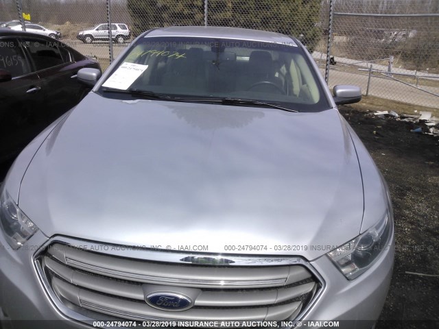 1FAHP2E82FG104357 - 2015 FORD TAURUS SEL SILVER photo 6