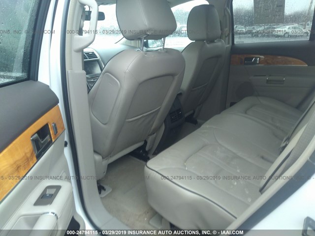 2LMDJ8JK3DBL09575 - 2013 LINCOLN MKX WHITE photo 8