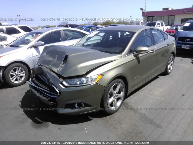 3FA6P0LU7DR170260 - 2013 FORD FUSION SE HYBRID GREEN photo 2