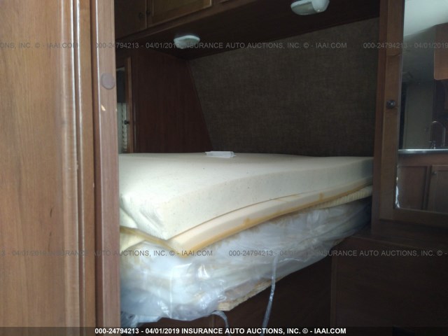 5SFPB3524EE280744 - 2014 HEARTLAND PROWLER TRAVEL TRAILERS  Beyaz fotoğraf 6