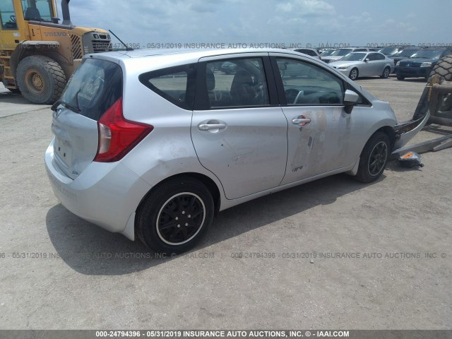 3N1CE2CP2FL431084 - 2015 NISSAN VERSA NOTE S/S PLUS/SV/SL/SR SILVER photo 4