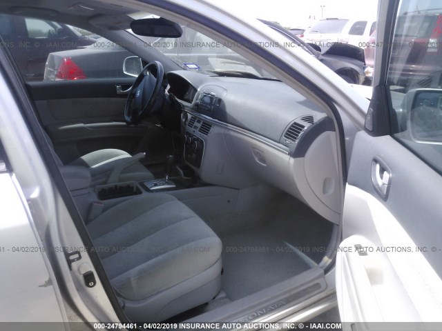 5NPEU46C06H164086 - 2006 HYUNDAI SONATA GLS/LX SILVER photo 5