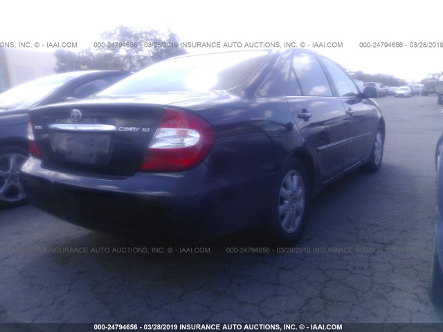 JTDBE32K330171484 - 2003 TOYOTA CAMRY LE/XLE 黑色 照片 4