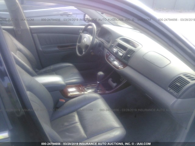JTDBE32K330171484 - 2003 TOYOTA CAMRY LE/XLE 黑色 照片 5