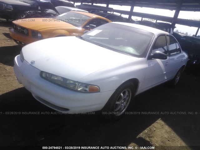 1G3WH52K5WF320497 - 1998 OLDSMOBILE INTRIGUE WHITE photo 2