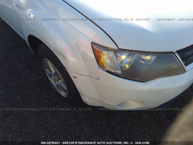 JA4MT31X07Z010730 - 2007 MITSUBISHI OUTLANDER LS WHITE photo 6