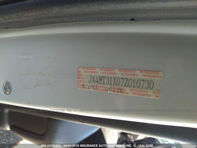 JA4MT31X07Z010730 - 2007 MITSUBISHI OUTLANDER LS WHITE photo 9