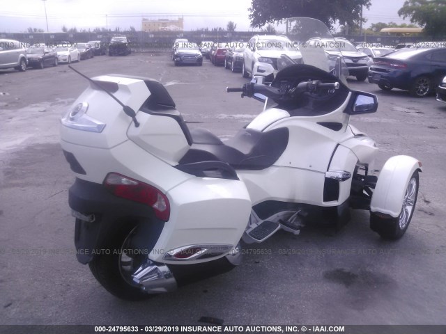 2BXJBDC19CV001806 - 2012 CAN-AM SPYDER ROADSTER RT-LTD WHITE photo 4