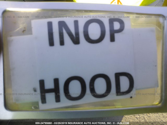 4T4BF1FK9CR251541 - 2012 TOYOTA CAMRY SE/LE/XLE WHITE photo 10