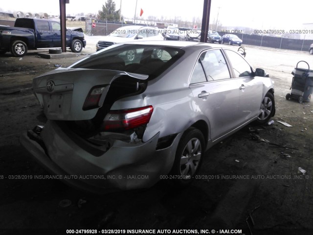 4T1BE46K68U258128 - 2008 TOYOTA CAMRY CE/LE/XLE/SE SILVER photo 4