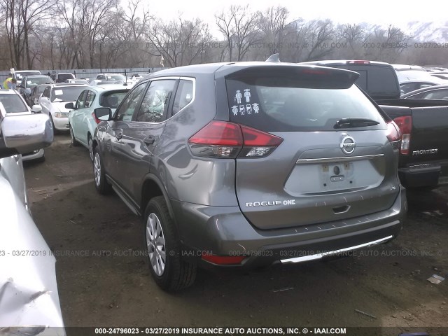 KNMAT2MVXHP505592 - 2017 NISSAN ROGUE S/SV SILVER photo 3