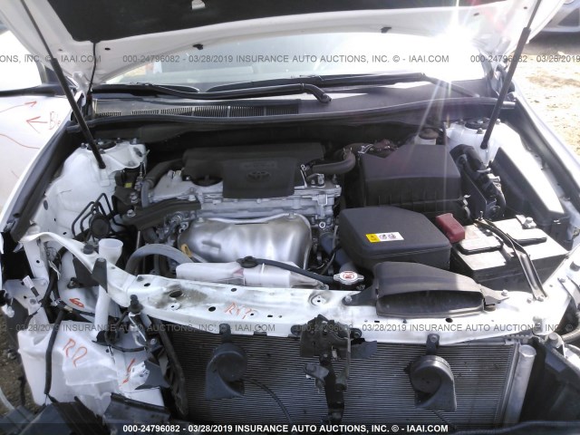 4T1BF1FK6HU632653 - 2017 TOYOTA CAMRY LE/XLE/SE/XSE 白色 照片 10