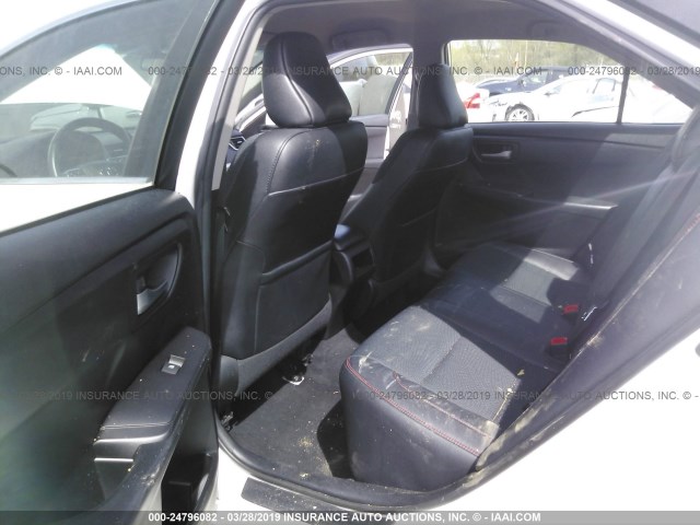 4T1BF1FK6HU632653 - 2017 TOYOTA CAMRY LE/XLE/SE/XSE 白色 照片 8