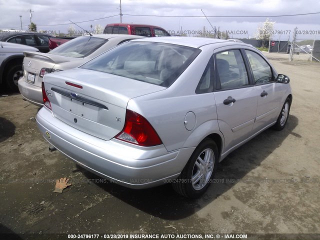 1FAFP34P63W168571 - 2003 FORD FOCUS SE/SE COMFORT/SE SPORT GRAY photo 4