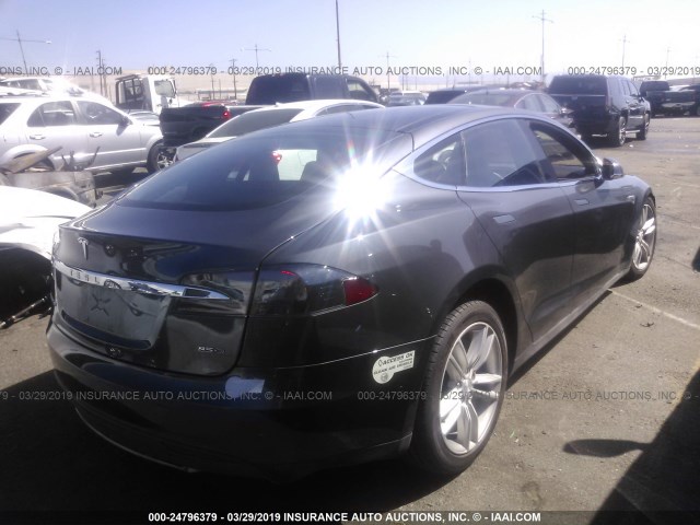 5YJSA1E26FF112026 - 2015 TESLA MODEL S GRAY photo 4