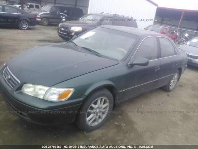 4T1BF28KX1U971151 - 2001 TOYOTA CAMRY LE/XLE Жасыл фото 2