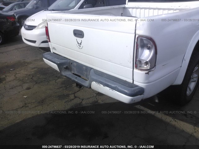 1B7HG2AN61S295440 - 2001 DODGE DAKOTA QUAD WHITE photo 6