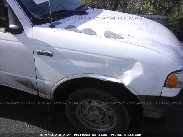 4F4YR12D93TM09574 - 2003 MAZDA B2300 WHITE photo 6