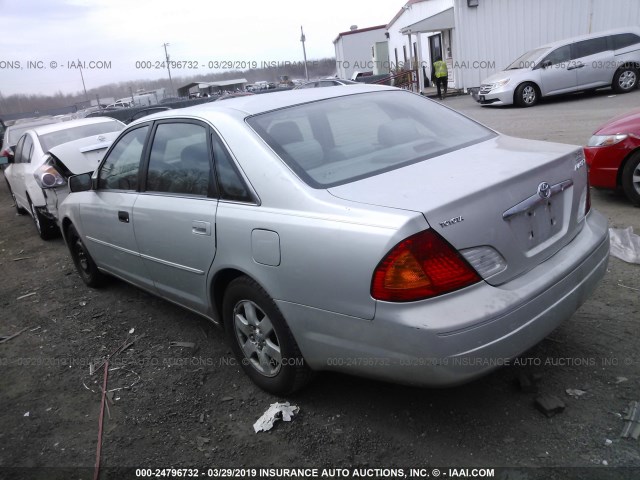 4T1BF28B22U214780 - 2002 TOYOTA AVALON XL/XLS SILVER photo 3