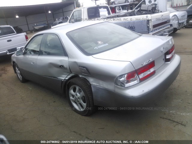 JT8BF28G915107250 - 2001 LEXUS ES 300 SILVER photo 3