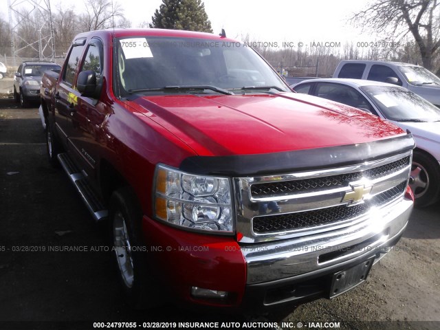 3GCPKSE30BG254751 - 2011 CHEVROLET SILVERADO K1500 LT RED photo 1