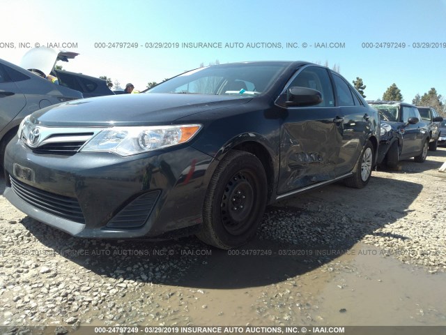 4T1BF1FK6CU125373 - 2012 TOYOTA CAMRY SE/LE/XLE BLACK photo 2