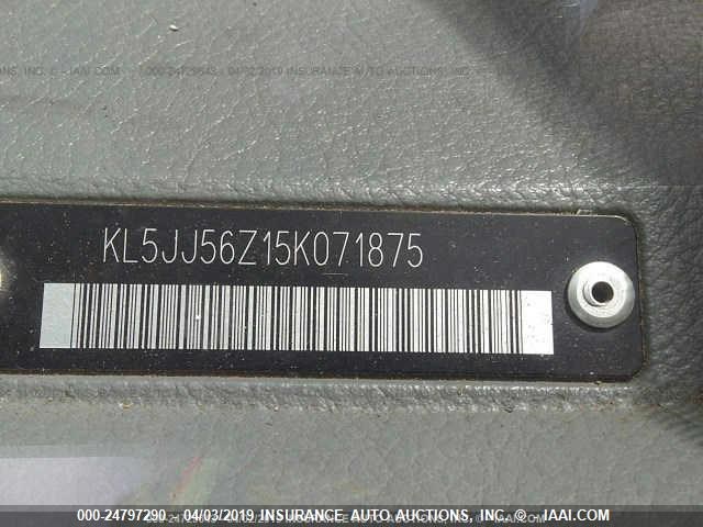 KL5JJ56Z15K071875 - 2005 SUZUKI FORENZA LX/EX SILVER photo 9