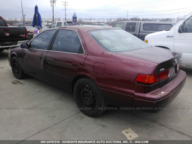 JT2BG22KX10562299 - 2001 TOYOTA CAMRY CE/LE/XLE RED photo 3